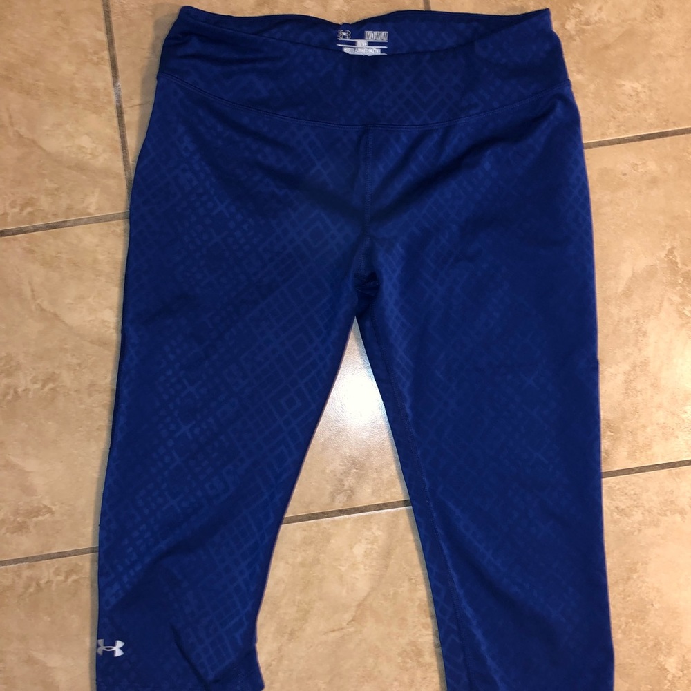 Under armour cropped leggings